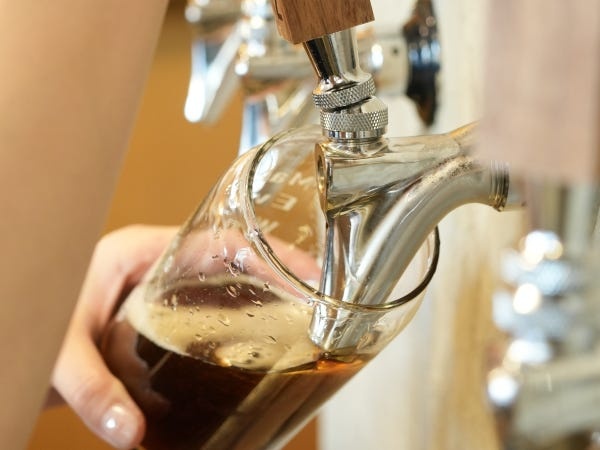 レストランスタッフ・ホールスタッフ・キッチンスタッフ