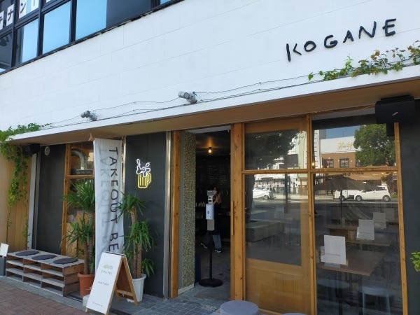 レストランスタッフ・ホールスタッフ・キッチンスタッフ