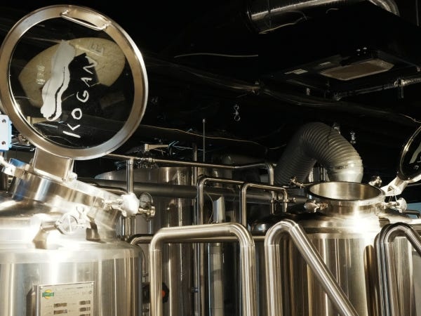 レストランスタッフ・ホールスタッフ・キッチンスタッフ