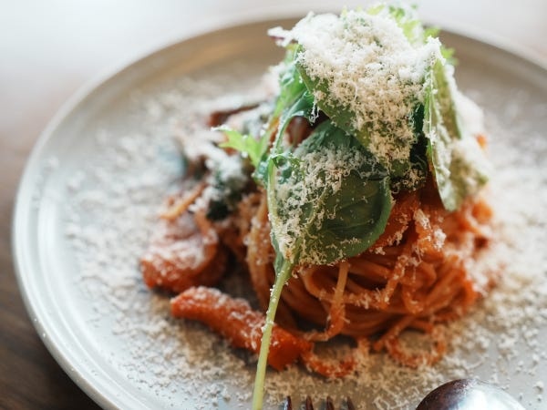 レストランスタッフ・ホールスタッフ・キッチンスタッフ