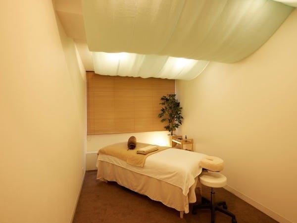 美容皮膚科クリニック受付カウンセラー（未経験可）