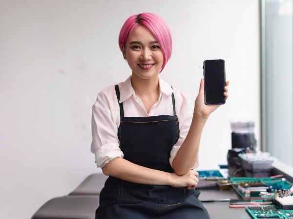 接客と修理が融合したサービスなので、どんなかたでも活躍できます！