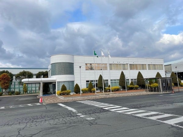 転勤なし！マイカー通勤OK！資格取得支援あり！大手企業では転勤もありますが当社は一切なし！