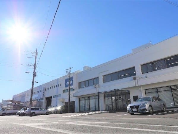 本社・事務所外観