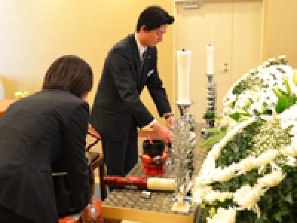 セレモニースタッフ（未経験歓迎・充実した研修あり）