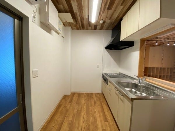 2025年4月入社│市川駅徒歩3分│小規模認可保育園の保育補助（無資格可）