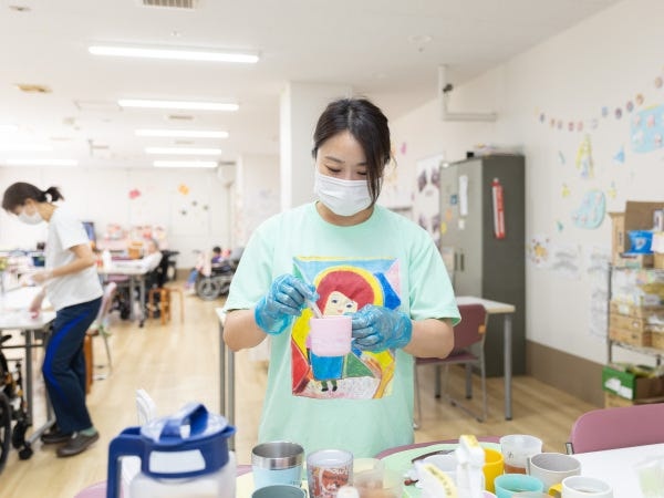 20代~30代の職員が中心に活躍しています。体力のいる作業が多いですが、必ず周りの職員がサポートします！どんどんチャレンジしていきましょう！