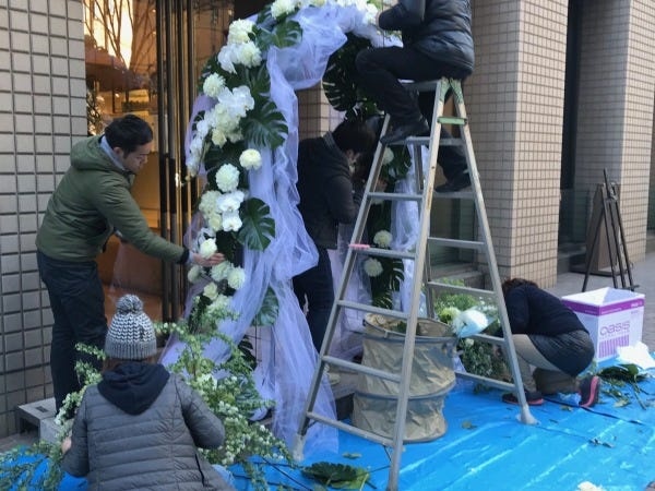 ECサイト向けフラワーデザイナー（普通自動車免許必須）