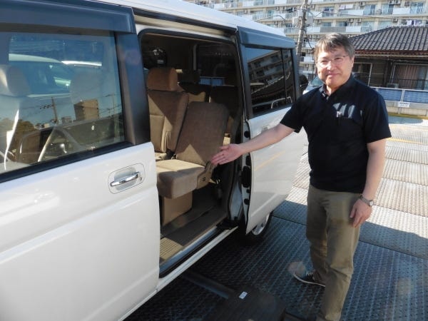 定年後のアルバイトとして活躍中の方も。シフトはご相談ください！