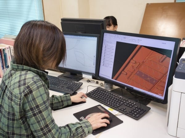 CAD・CAMの作業風景です。
