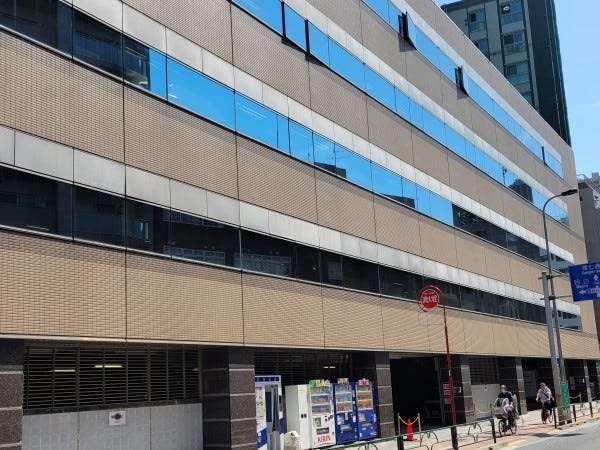 税務部門責任者候補：税理士資格必須、事務所運営を担う