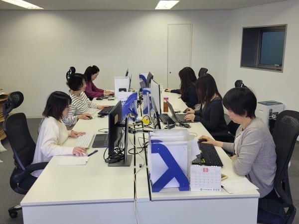 税務部門責任者候補：税理士資格必須、事務所運営を担う