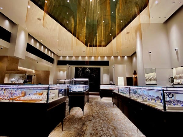 事務・時計のブティックでの商品登録事務スタッフ