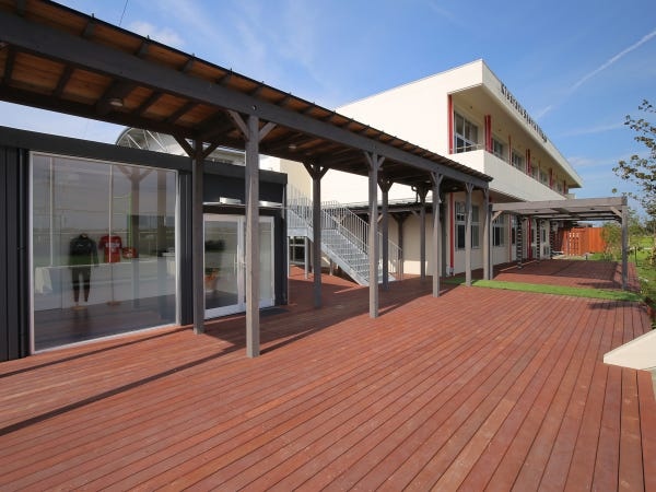 宿泊施設サービススタッフ・宿泊施設での夜勤専属スタッフ（未経験OK）