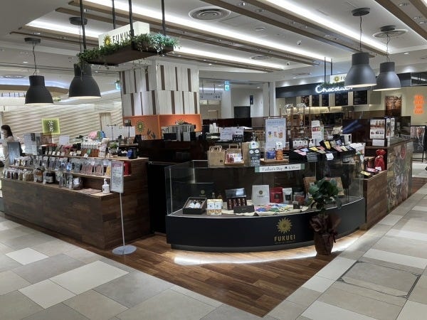 販売カフェスタッフ・コーヒーやチョコレートの販売・接客スタッフ