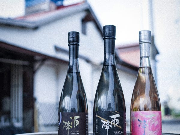 自社の商品です。あなたもこのお酒造りにチャレンジしませんか。