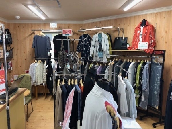 ヒルタ多賀店（店内）