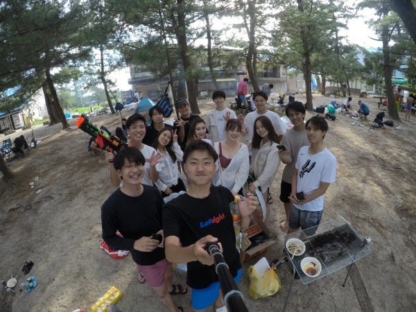 半期に1回ある社員旅行では北は北海道、南は沖縄。売上達成して仲間といく旅行ほど盛り上がるものはありません！