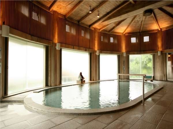 15種の温泉のひとつ。仕事帰りに温泉施設の利用可能。リフレッシュして帰宅できます。