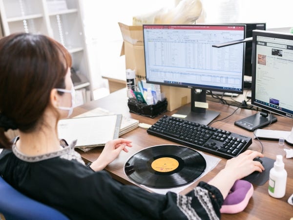 音楽ソフトバイヤー：仕入れ・商品管理からオンライン販売まで