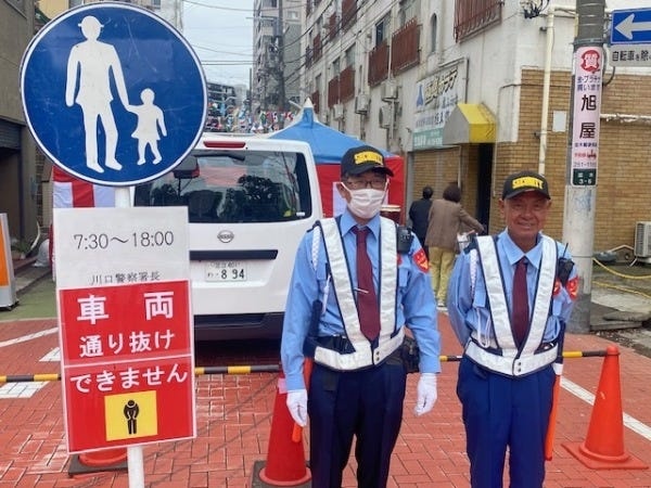 祭事での声掛け誘導警備
