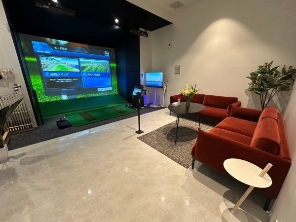 シミュレーションゴルフの店舗になります。1/6にプレオープンいたしました。