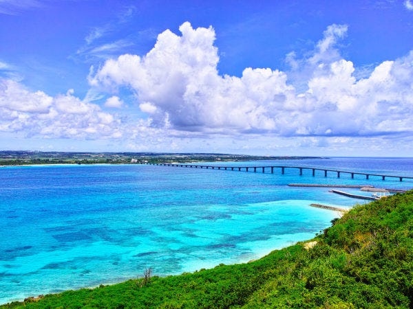 お客様は、リゾート地のお客様（イメージ）