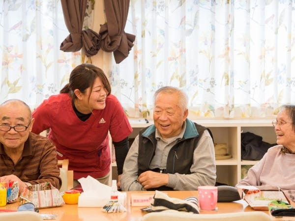 利用者さん同士の交流を支援しています。