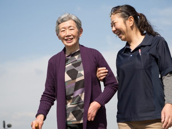 屋外歩行の様子