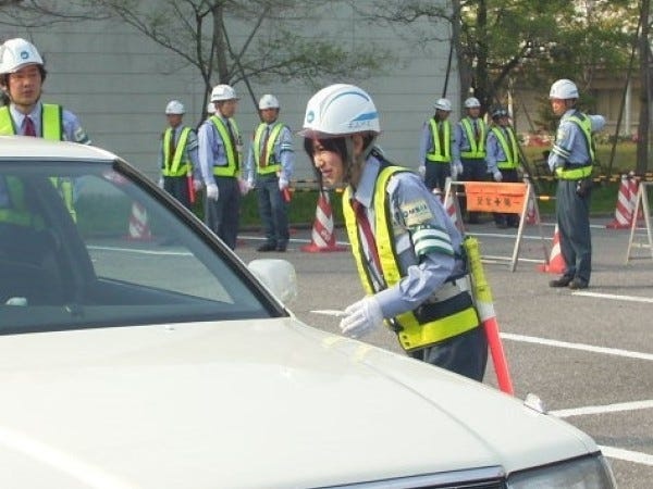 警備スタッフ（通し勤務でガッチリ可・未経験大歓迎）