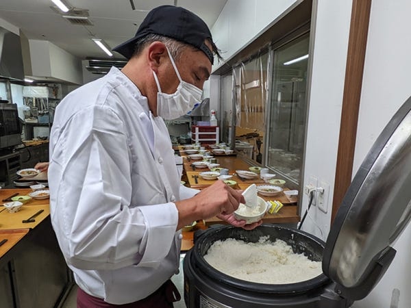 調理スタッフ（フルタイム歓迎・早朝手当あり）