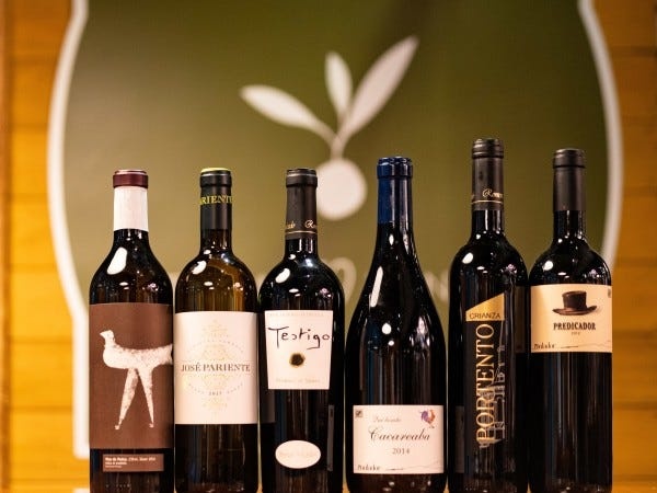 キッチン調理スタッフ・夢追い人・かけもちで頑張るWワーカー（学歴不問・未経験OK）