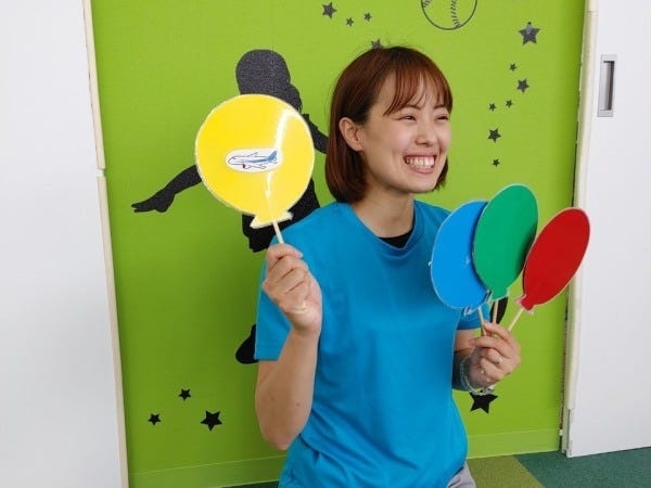 静の療育は児童指導員や保育士さんが主に行っています。