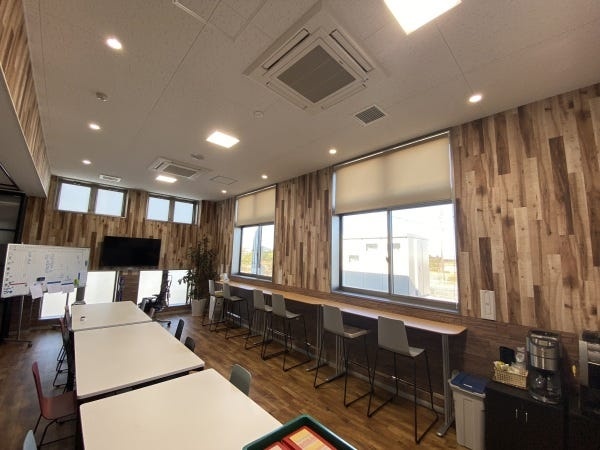 食堂もとっても綺麗です！