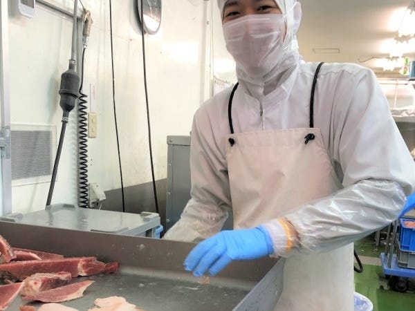 一緒に働くスタッフです。　　　　　　　　　　　　困ったことがあれば何でも相談してくださいね。