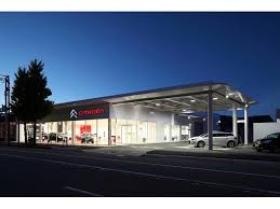 シトロエン金沢のショウルーム