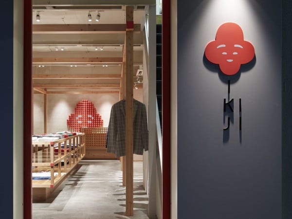 アパレル販売スタッフ（接客・EC・顧客管理）未経験歓迎