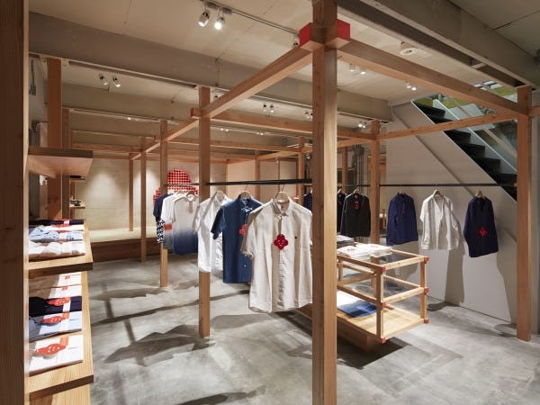 アパレル販売スタッフ（接客・EC・顧客管理）未経験歓迎