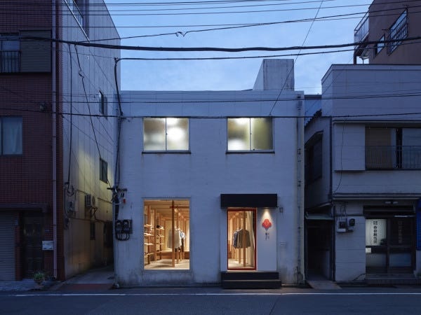 アパレル販売スタッフ（接客・EC・顧客管理）未経験歓迎