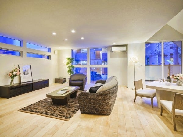 事務ポジションから積極的な発信も可能！業務改善のアイデアなど、意欲次第で何でも実現できる環境があります。