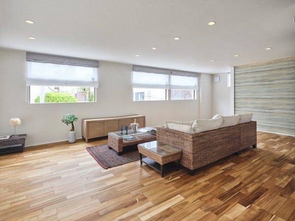 アイデアを発信し、業務に活かしたい方や、年次や年齢に関わらず業務で評価する会社で活躍したい方はぜひ！