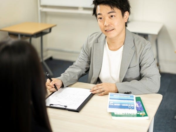 「志望校合格」という遠い目標も、まずは身近な目標に分解。具体的な行動計画に落とし込み、面談を通して一人ひとりのゴールまでの道筋を立てます。