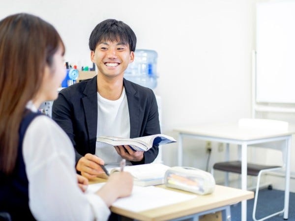 成功体験が生徒の自信と主体性を育みます。努力の方向性を変えるだけで、生徒は驚くほど成長。努力が実る瞬間を、一番近くで見守れるのです。