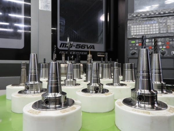 整理整頓して生産性や品質をアップ！！ストレスなく作業出来ます。