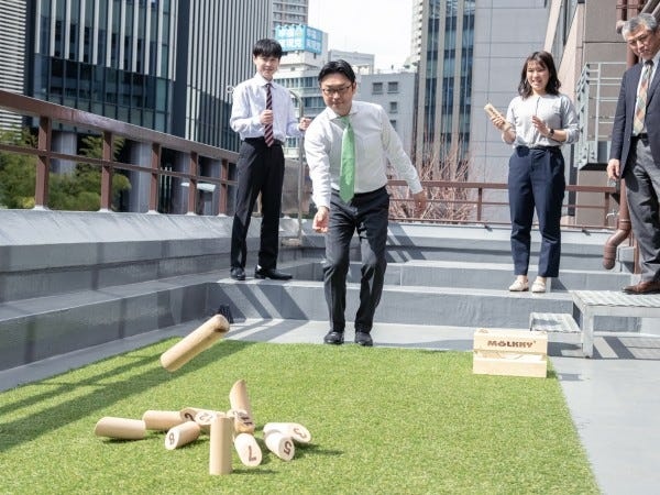 モルックでのコミュニケーション活性化・歩数計測による運動機会の向上・健康行事「健康の日」実施による健康に対する啓蒙活動を実施しています。