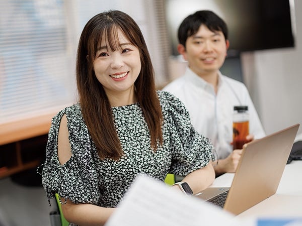 取引がある会社は400社以上！幅広い業種・業界の方とお話できる楽しさがあります。信頼関係を築きながらキャリアの幅を広げていってください。