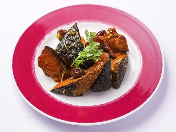 神楽坂レストラン ホールスタッフ募集！未経験歓迎