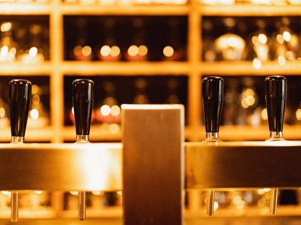 神楽坂レストラン ホールスタッフ募集！未経験歓迎