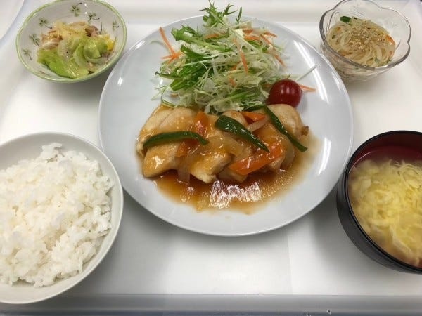 スポーツ選手の食事提供を20年務めてきたスポーツ調理師が指導します！