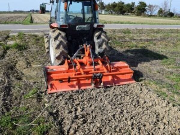 農業機械の営業職（第二新卒歓迎）研修充実